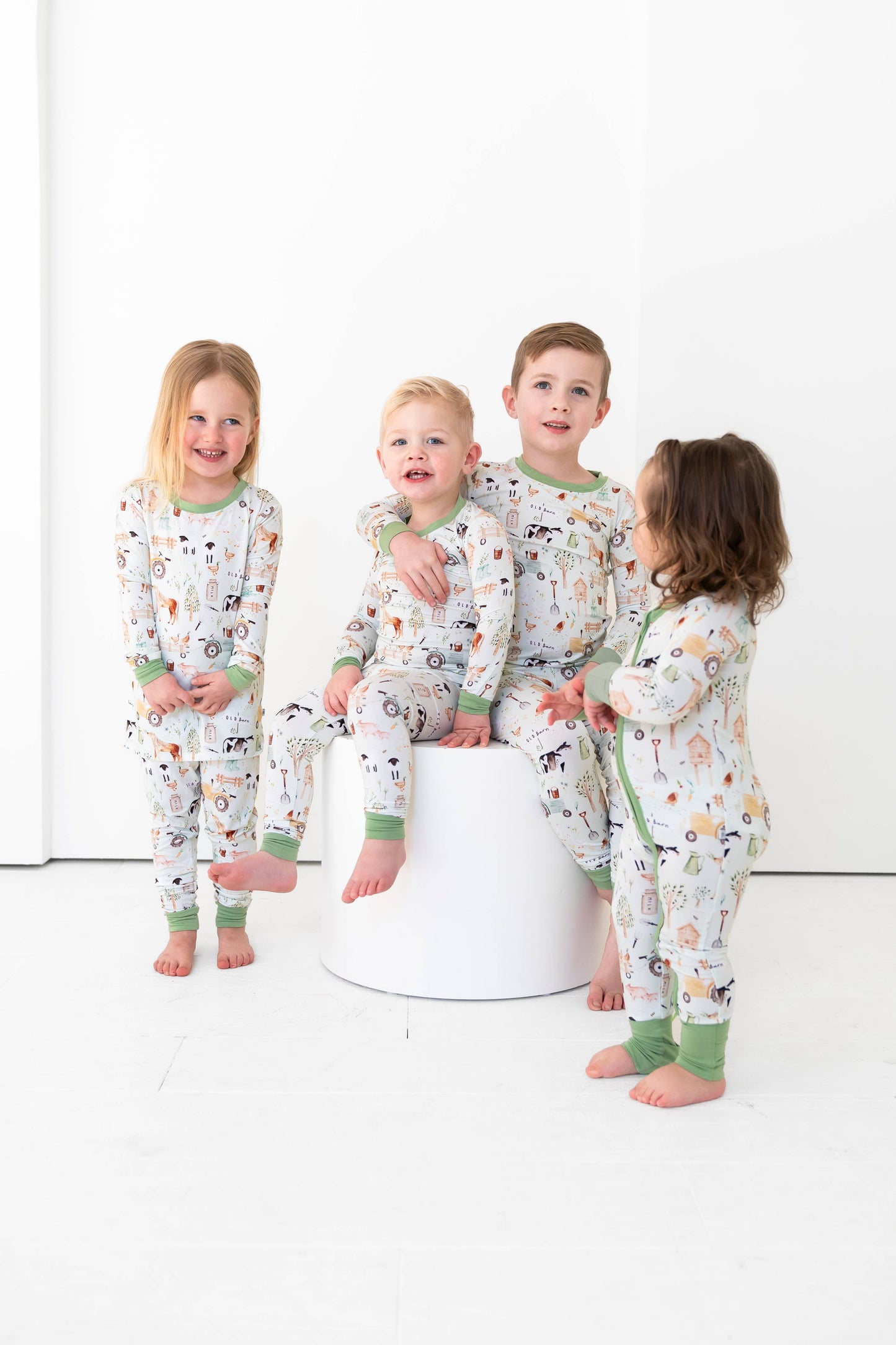 Friendly Farms Baby/Toddler Jammies